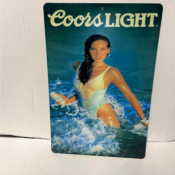 coors light Other - Coors Light bikini model beer tin sign